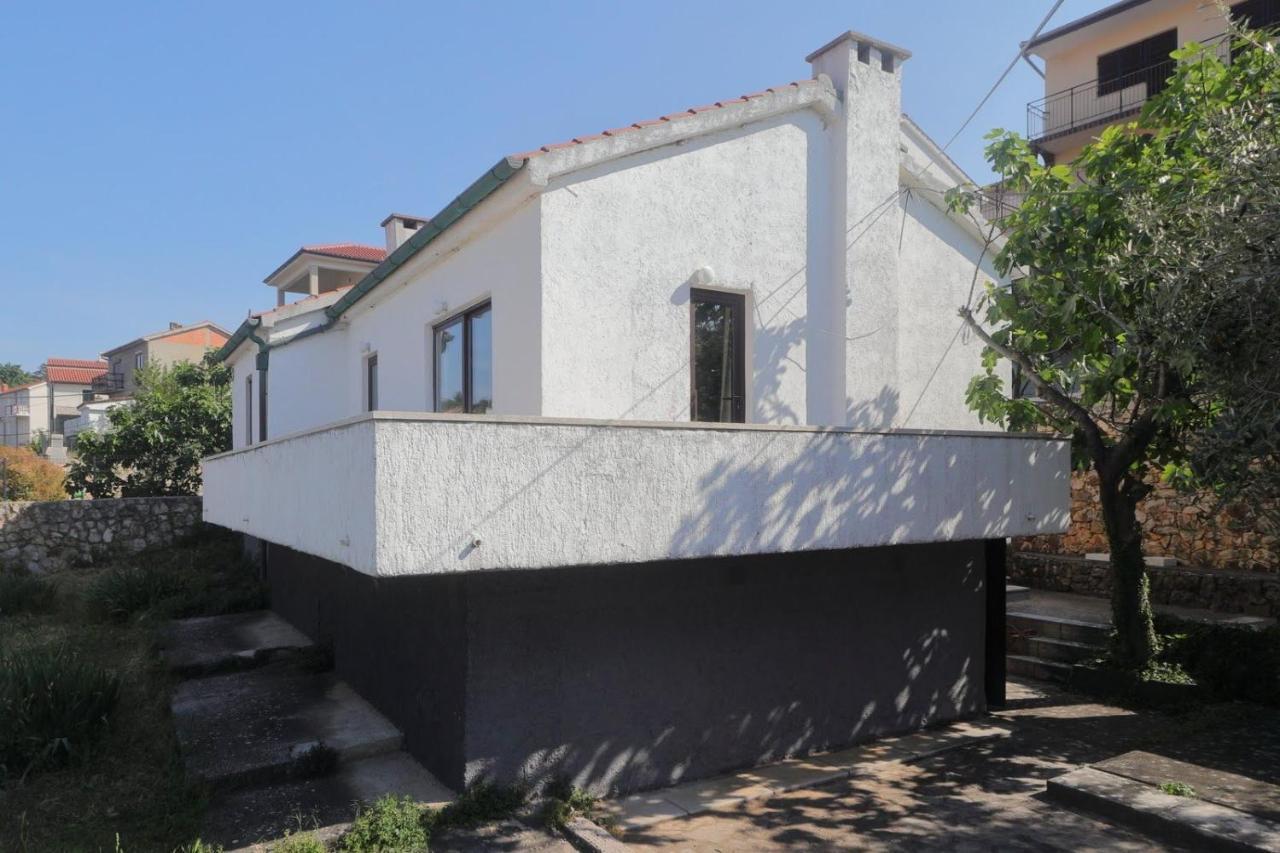 Villa Two Olives Vrbnik Exterior foto